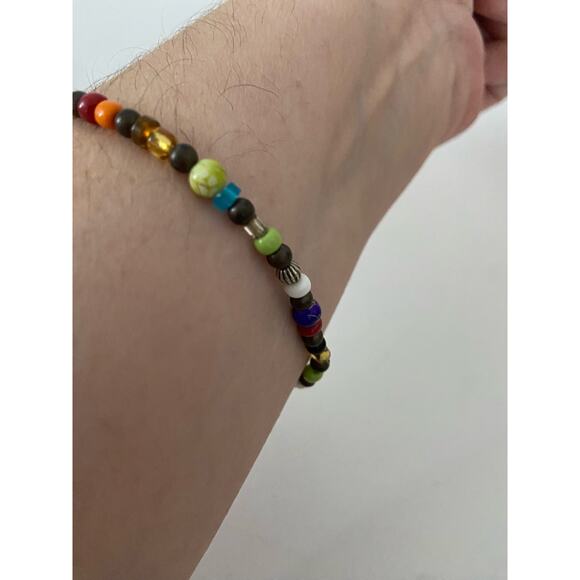 Colorful beaded bracelet - Picture 2 of 4
